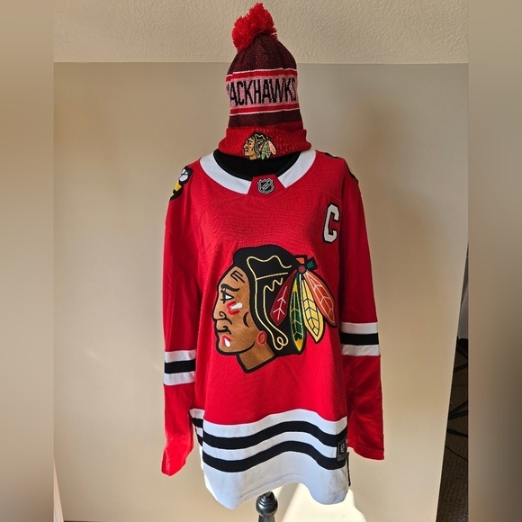 NWT  Jonathan Toews Chicago Blackhawks Fanatics Breakaway Jersey Bundle Men's L. - Picture 1 of 14